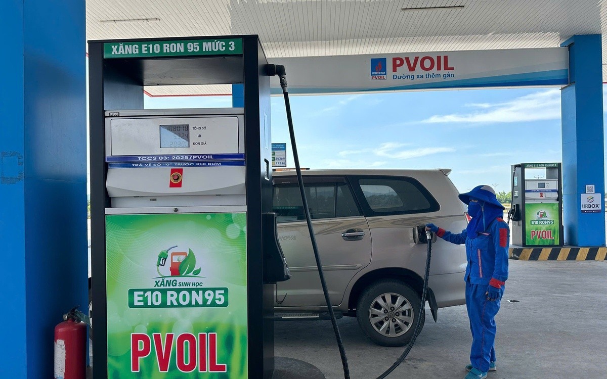 Sau 1 tháng tiêu thụ, xăng E10 bước đầu 